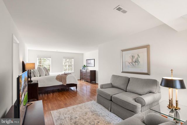 10803 STEVEN LEE CT, Fairfax, VA 22032