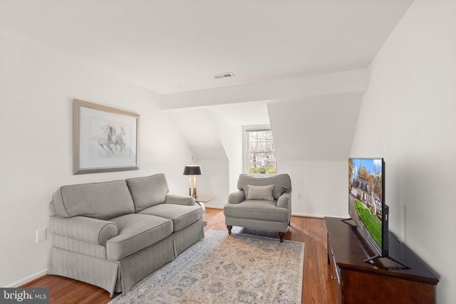 10803 STEVEN LEE CT, Fairfax, VA 22032