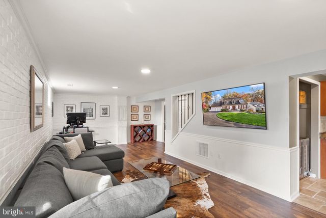 10803 STEVEN LEE CT, Fairfax, VA 22032