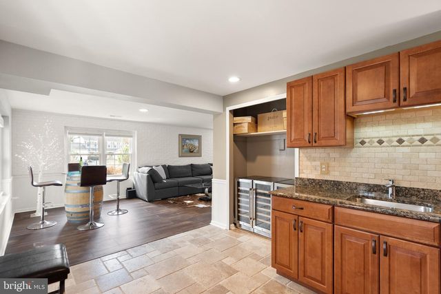 10803 STEVEN LEE CT, Fairfax, VA 22032