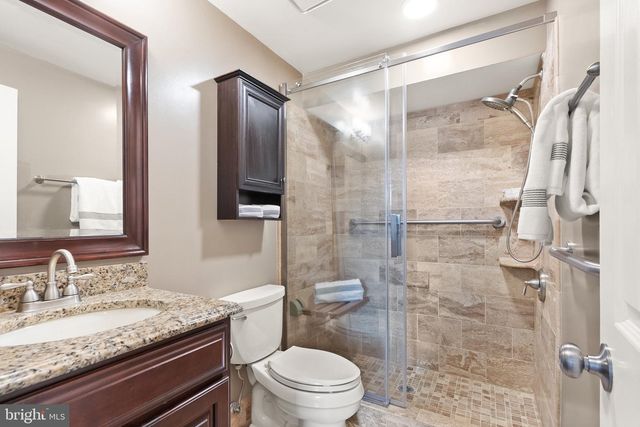 10803 STEVEN LEE CT, Fairfax, VA 22032