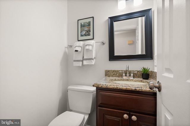 10803 STEVEN LEE CT, Fairfax, VA 22032