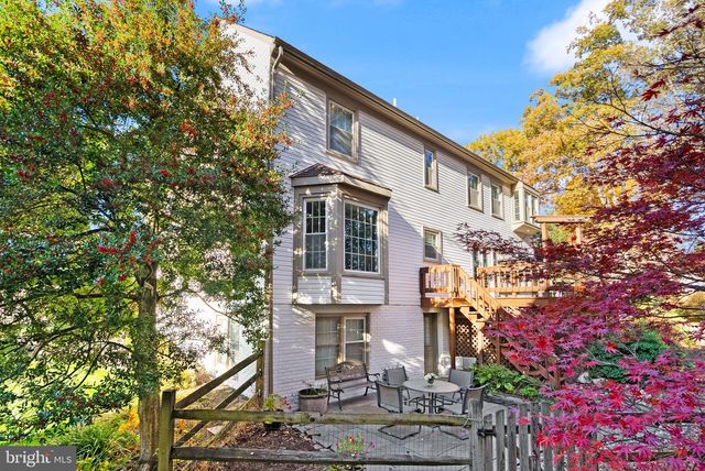 10803 STEVEN LEE CT, Fairfax, VA 22032