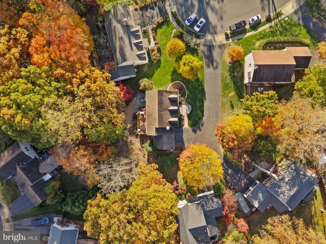 10803 STEVEN LEE CT, Fairfax, VA 22032