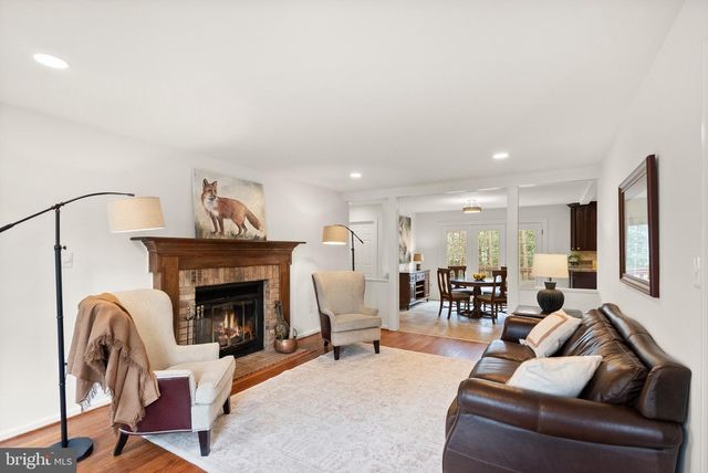 10803 STEVEN LEE CT, Fairfax, VA 22032