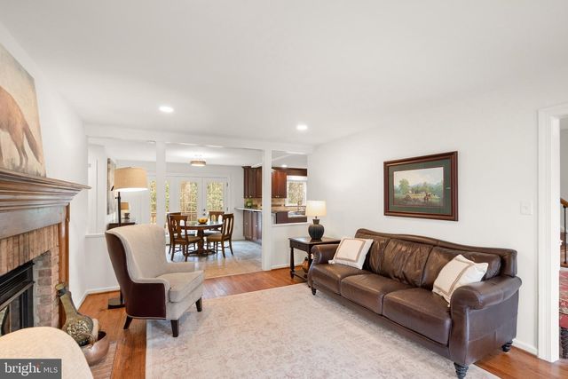 10803 STEVEN LEE CT, Fairfax, VA 22032