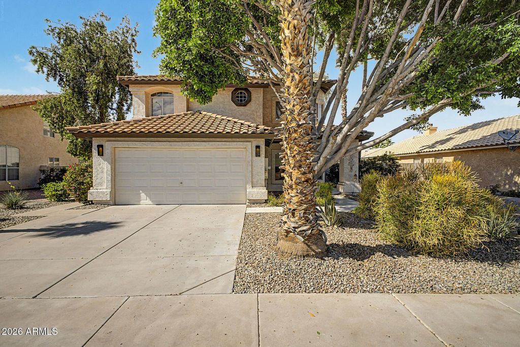 Image 1 of property listing at 1892 W WILDHORSE Drive, Chandler, AZ 85286