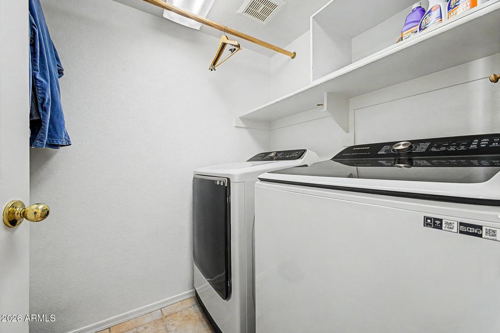 Image 25 of property listing at 1892 W WILDHORSE Drive, Chandler, AZ 85286