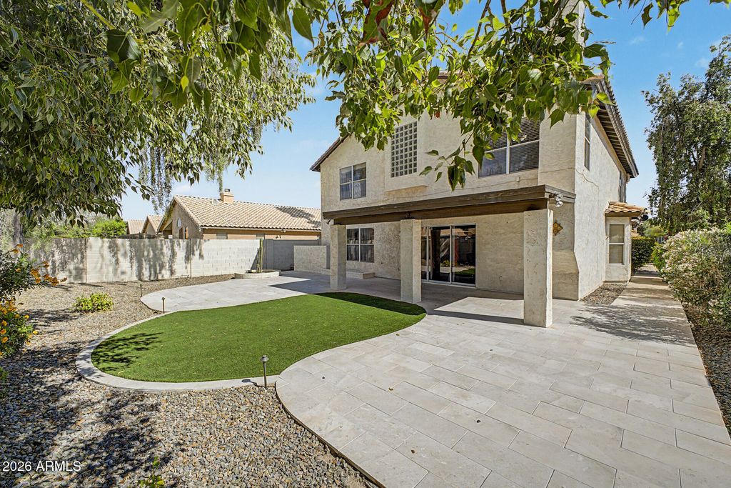Image 27 of property listing at 1892 W WILDHORSE Drive, Chandler, AZ 85286