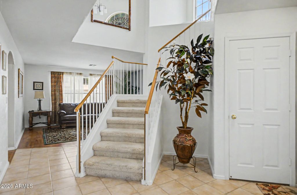 Image 3 of property listing at 1892 W WILDHORSE Drive, Chandler, AZ 85286