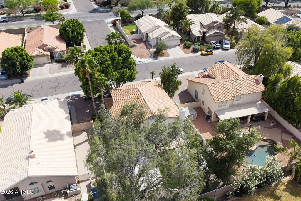 Image 34 of property listing at 1892 W WILDHORSE Drive, Chandler, AZ 85286