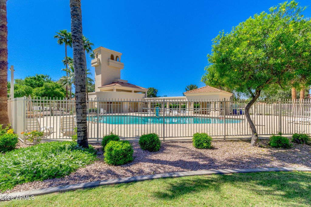 Image 41 of property listing at 1892 W WILDHORSE Drive, Chandler, AZ 85286