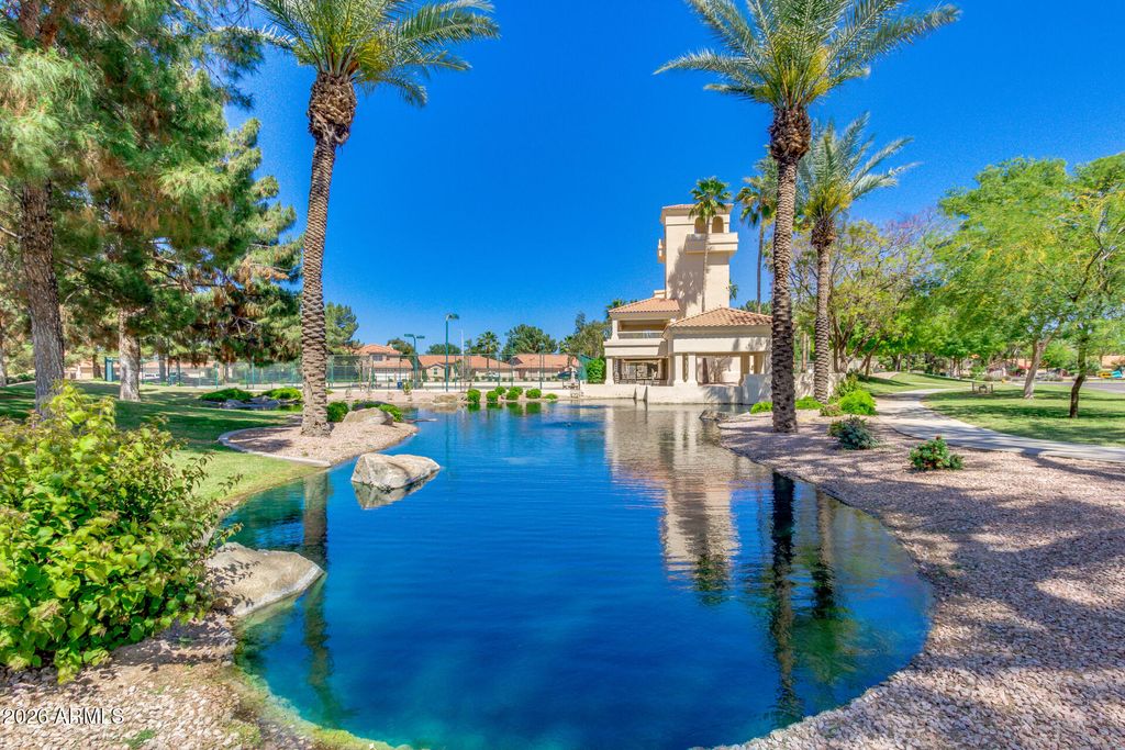 Image 48 of property listing at 1892 W WILDHORSE Drive, Chandler, AZ 85286