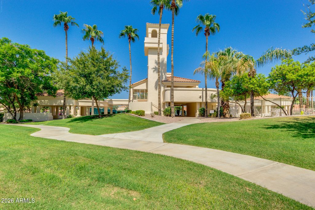 Image 49 of property listing at 1892 W WILDHORSE Drive, Chandler, AZ 85286