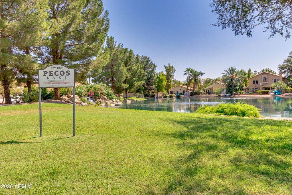 Image 51 of property listing at 1892 W WILDHORSE Drive, Chandler, AZ 85286