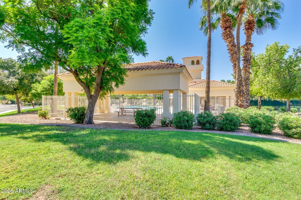 Image 53 of property listing at 1892 W WILDHORSE Drive, Chandler, AZ 85286