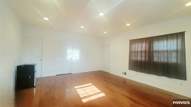 96 Westside Avenue, Bergenfield, NJ 07621
