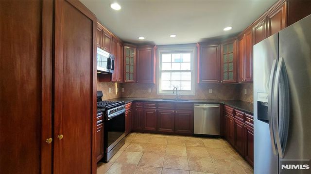96 Westside Avenue, Bergenfield, NJ 07621