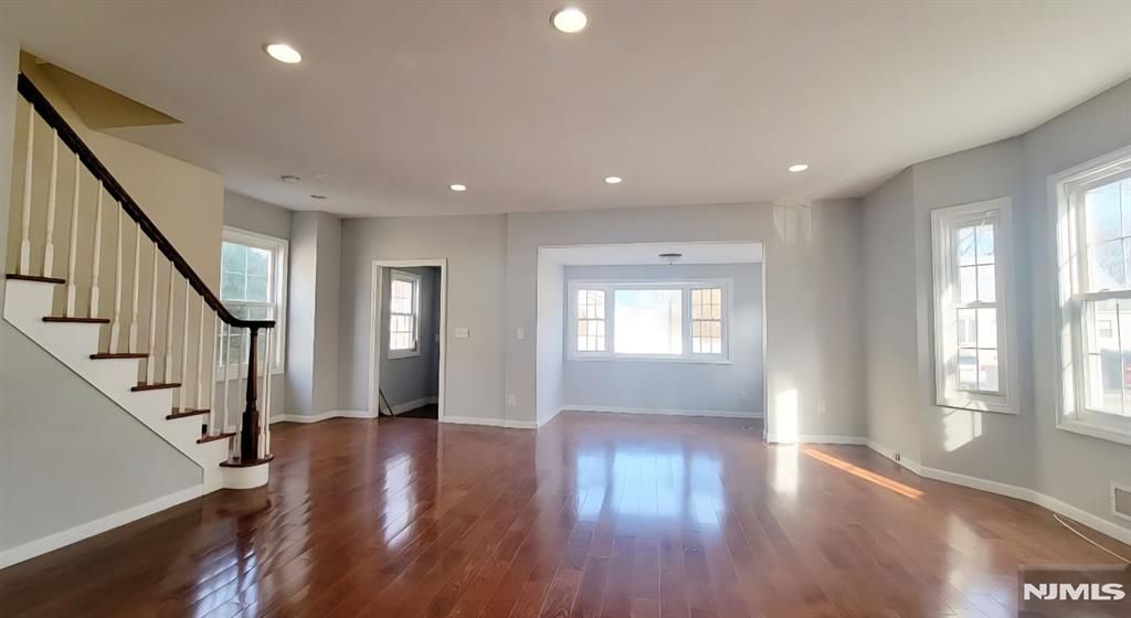 96 Westside Avenue, Bergenfield, NJ 07621