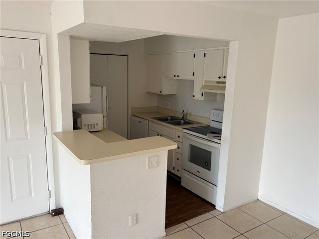 2855 Winkler AVE 120, Fort Myers, FL 33916