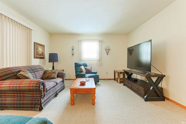 505 E Omer Avenue, Mishawaka, IN 46545