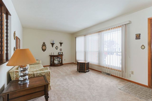 505 E Omer Avenue, Mishawaka, IN 46545