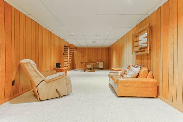 505 E Omer Avenue, Mishawaka, IN 46545