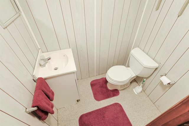 505 E Omer Avenue, Mishawaka, IN 46545