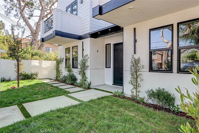 2604 Grant Avenue A, Redondo Beach, CA 90278