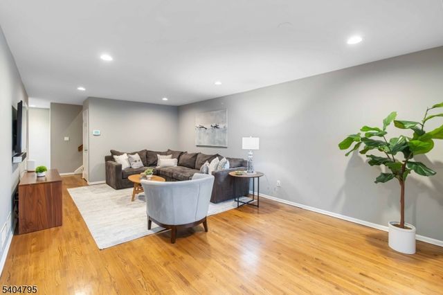 27 Bayowski Rd, West Orange Twp., NJ 07052