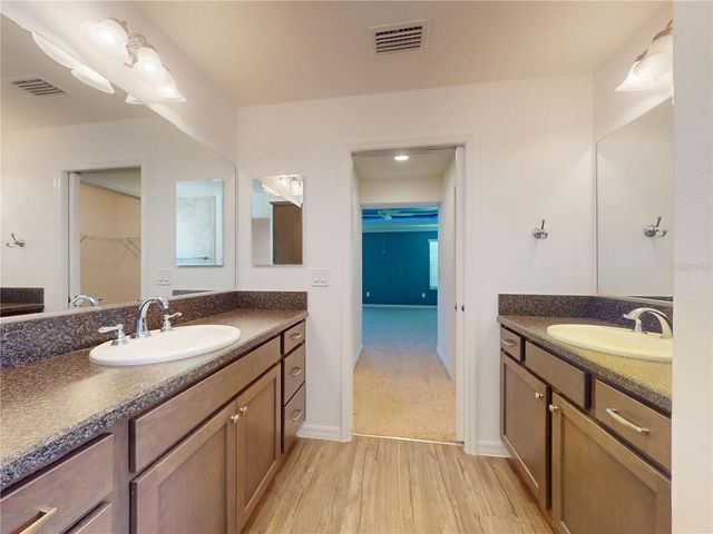 4292 VALENTINE AVENUE, The Villages, FL 32163