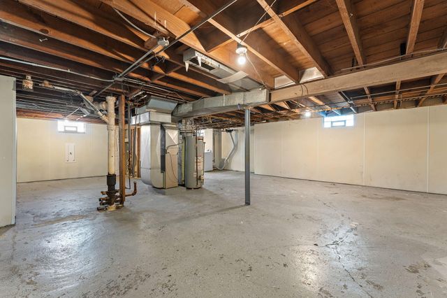 1000 W Home Avenue, Hobart, IN 46342