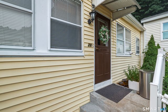 26 Washington Street, Derby, CT 06418
