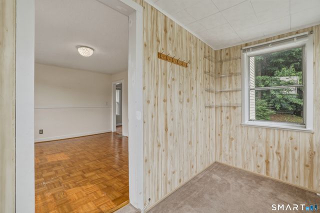 26 Washington Street, Derby, CT 06418