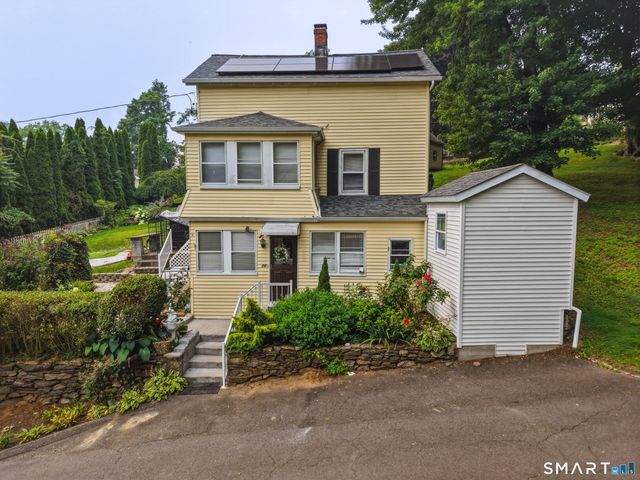 26 Washington Street, Derby, CT 06418