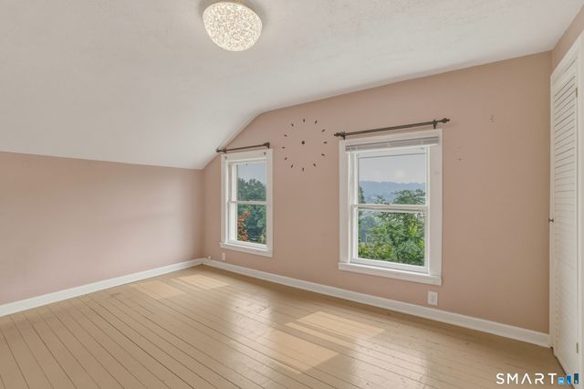 26 Washington Street, Derby, CT 06418