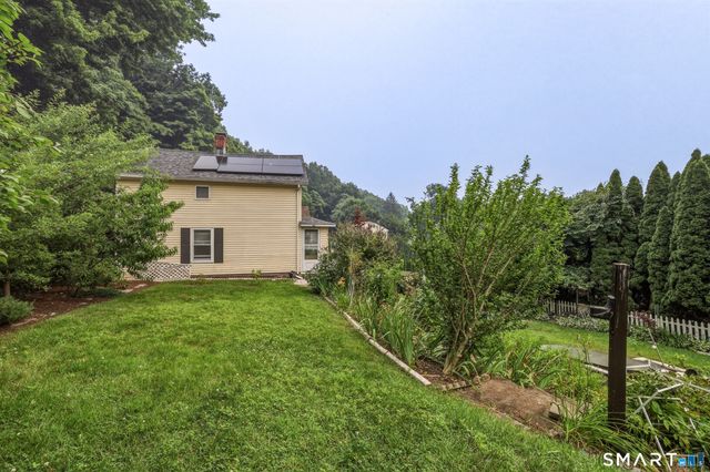 26 Washington Street, Derby, CT 06418