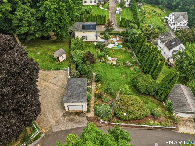26 Washington Street, Derby, CT 06418