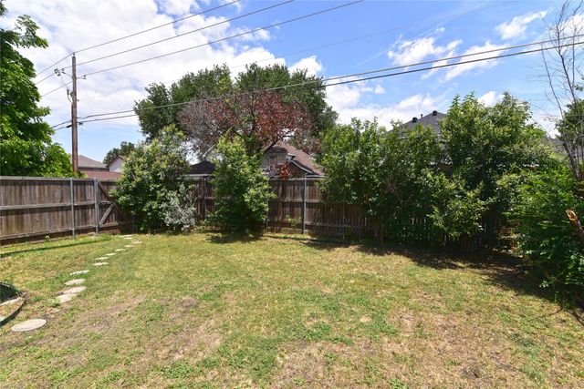 1805 Spanish Trail, Plano, TX 75023