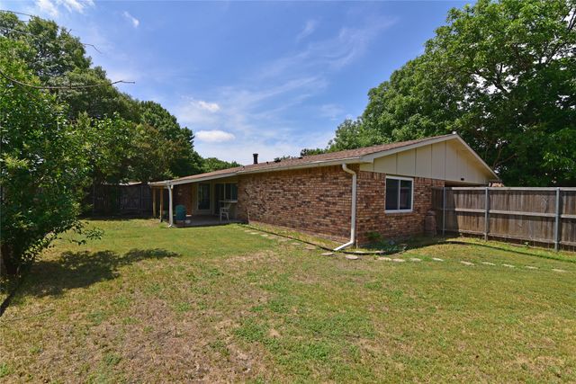 1805 Spanish Trail, Plano, TX 75023