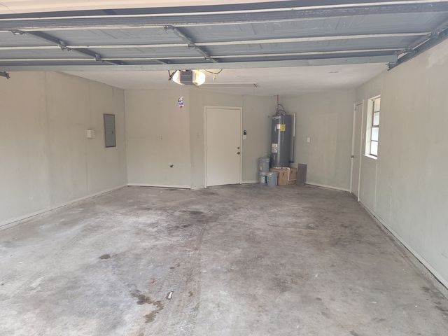 110 La Fawn Circle, Garland, TX 75043