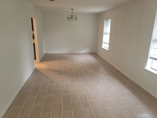 110 La Fawn Circle, Garland, TX 75043