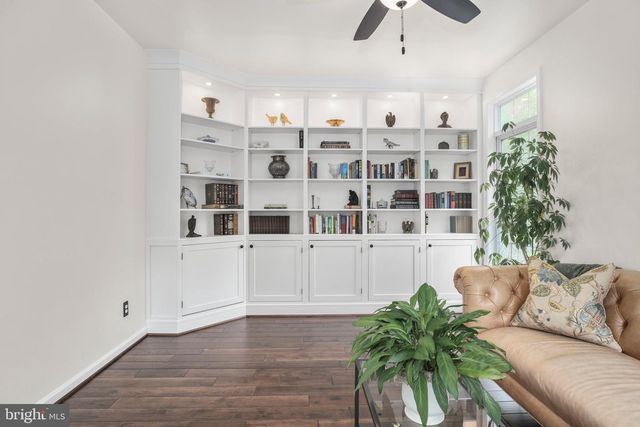 10448 WHEATLEY SCHOOL RD, Marshall, VA 20115