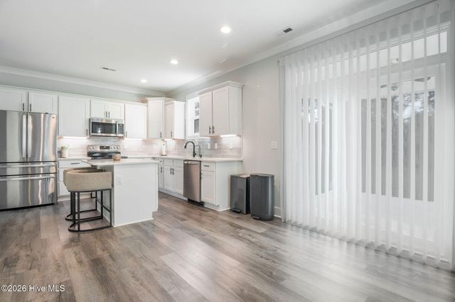 1616 Chadwick Shores Drive, Sneads Ferry, NC 28460
