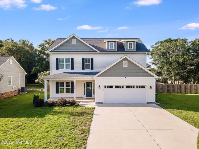 1616 Chadwick Shores Drive, Sneads Ferry, NC 28460