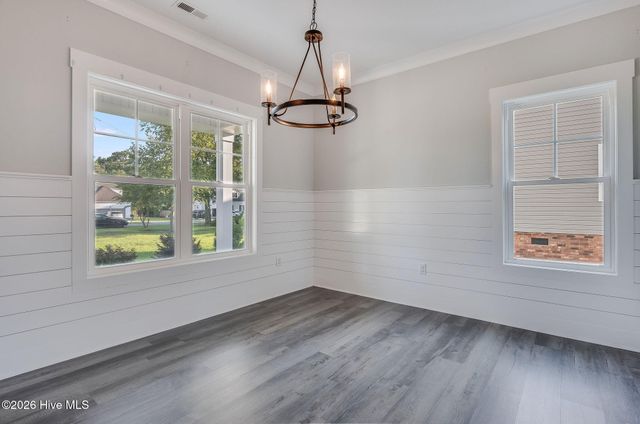 1616 Chadwick Shores Drive, Sneads Ferry, NC 28460