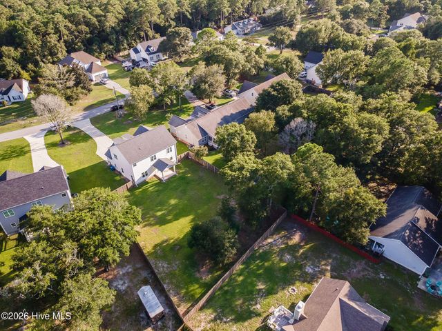 1616 Chadwick Shores Drive, Sneads Ferry, NC 28460