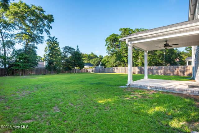1616 Chadwick Shores Drive, Sneads Ferry, NC 28460