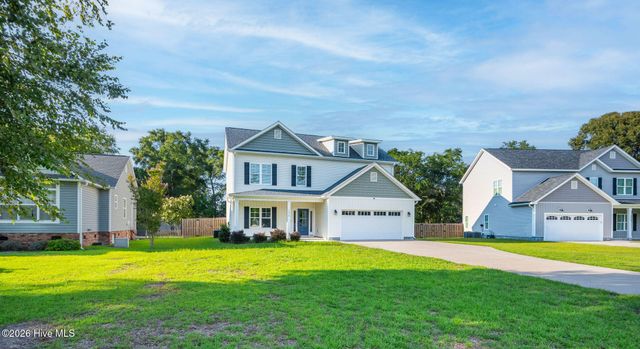 1616 Chadwick Shores Drive, Sneads Ferry, NC 28460
