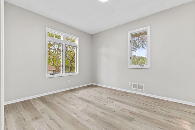 228 16th Avenue SW, New Brighton, MN 55112